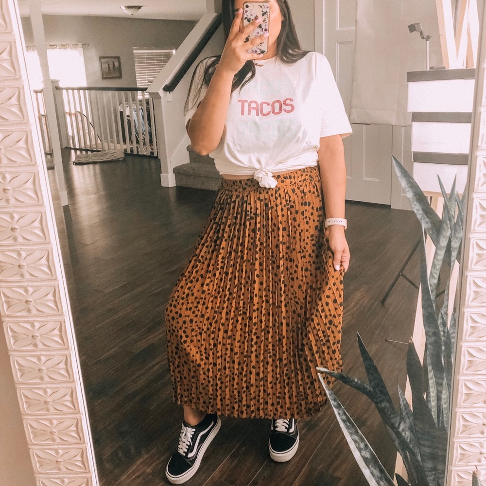1S LEFT! Bella Señorita Cheetah Midi Skirt - Picture 3 of 6